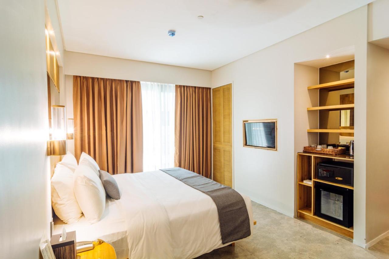 บานานา เบย์ โบราเคย์ Hotel Balabag  ภายนอก รูปภาพ